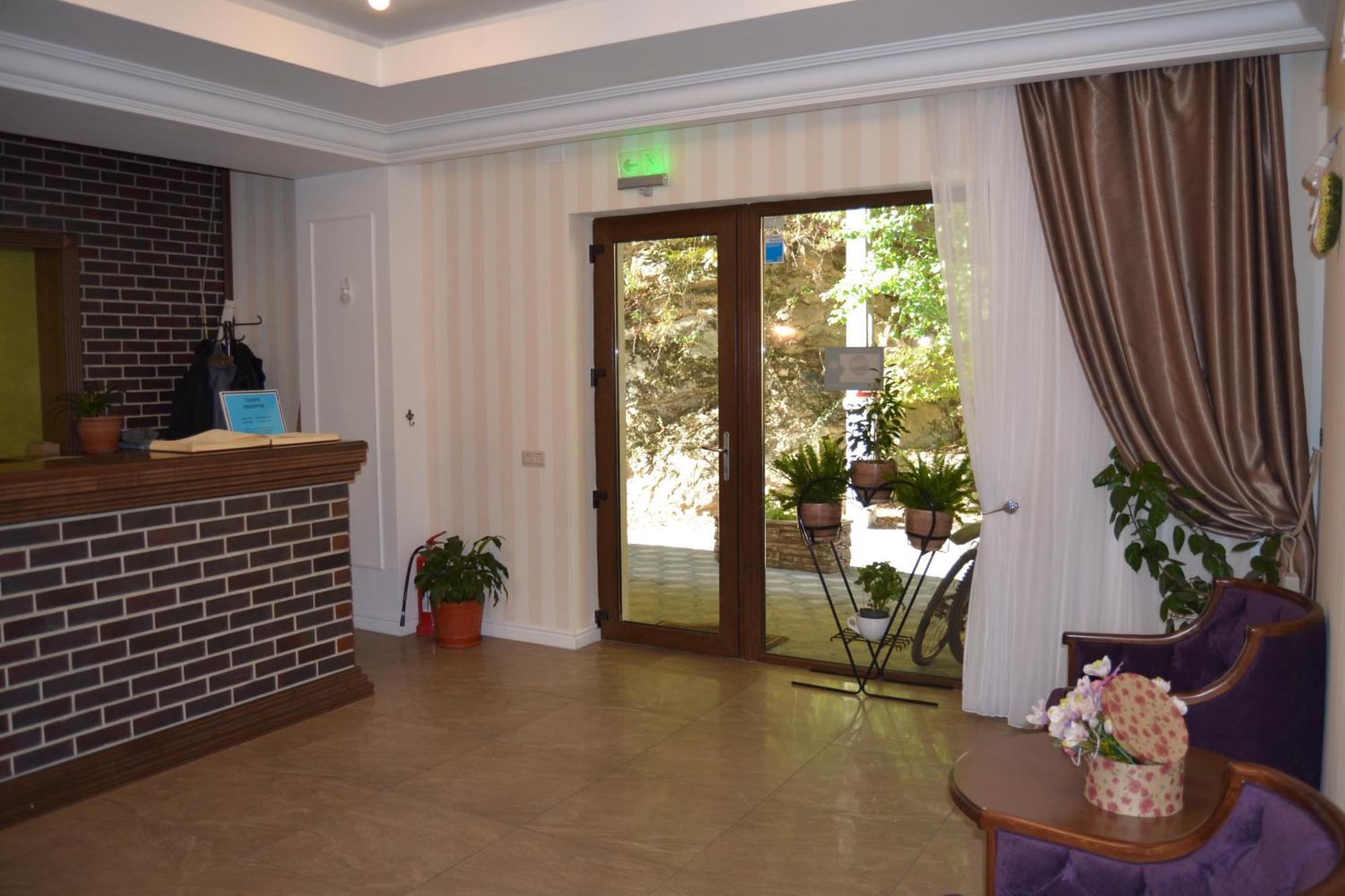 Hotel Holiday Maria Băile Herculane Exteriér fotografie