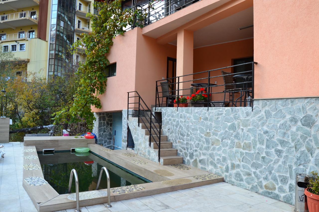Hotel Holiday Maria Băile Herculane Exteriér fotografie