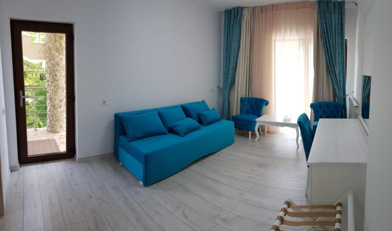 Hotel Holiday Maria Băile Herculane Exteriér fotografie